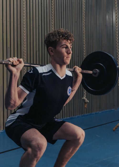 Comment faire des squats correctement : technique, avantages et muscles travaillés